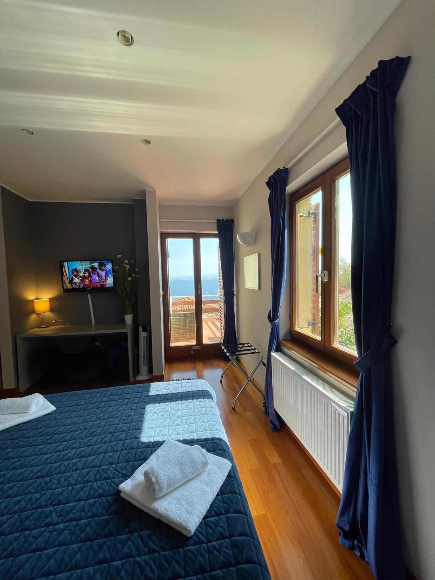 Villa Lovran - 150M To The Beach - Infinity Pool - Incredible Sea View - Fitness Room Zewnętrze zdjęcie