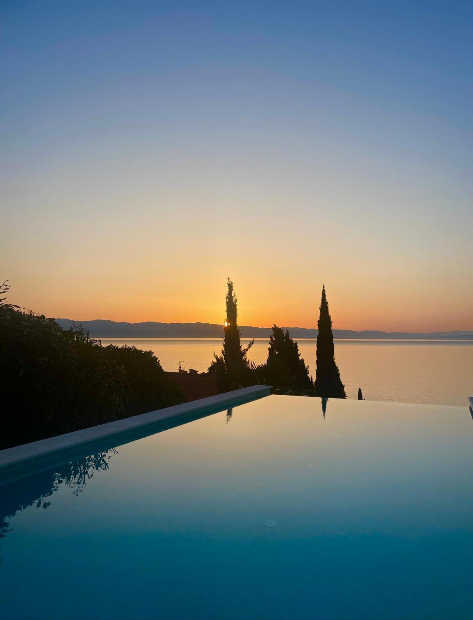 Villa Lovran - 150M To The Beach - Infinity Pool - Incredible Sea View - Fitness Room Zewnętrze zdjęcie